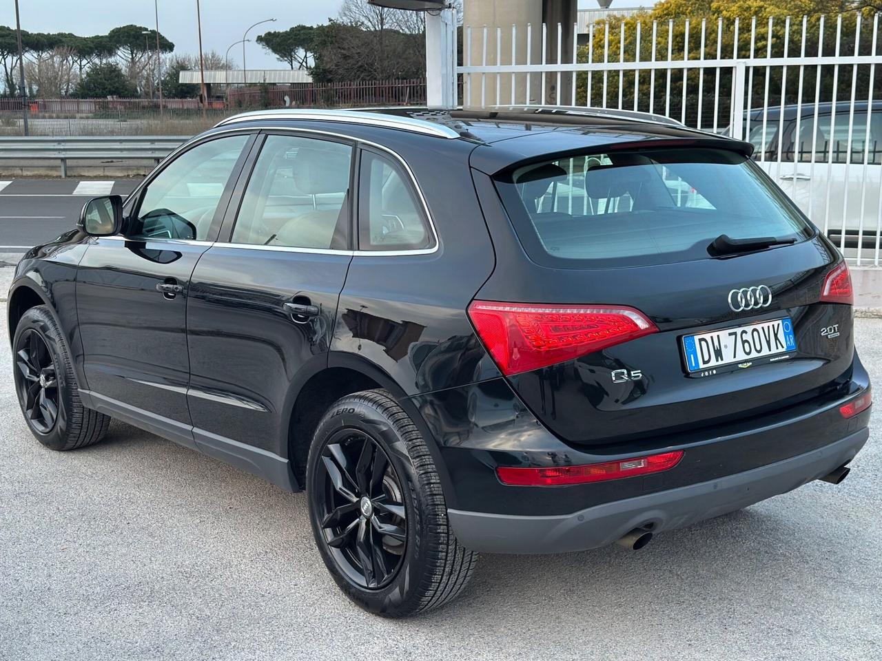 Audi Q5 2009 2.0 TURBO TFSI 211 CV quattro S troni