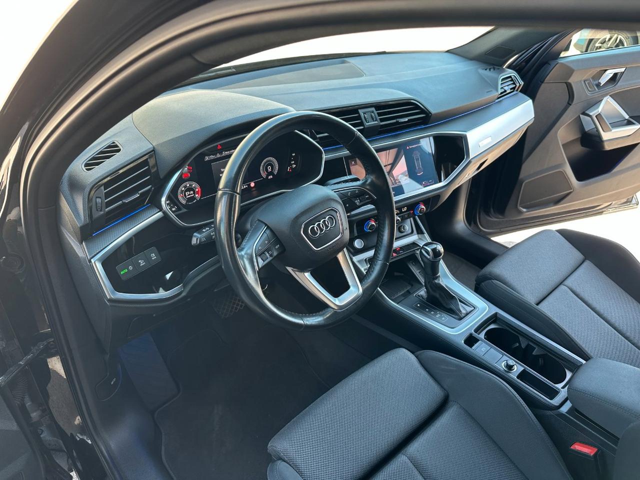 Audi Q3 Sportback 35 2.0 tdi S line edition s-tronic