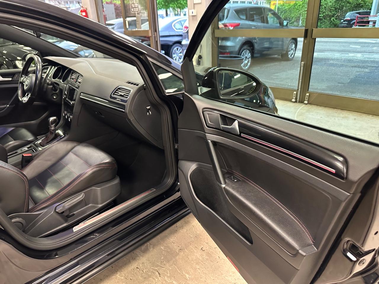 Volkswagen Golf GTI Golf GTI Performance 2.0 TSI 5p. BlueMotion Technology