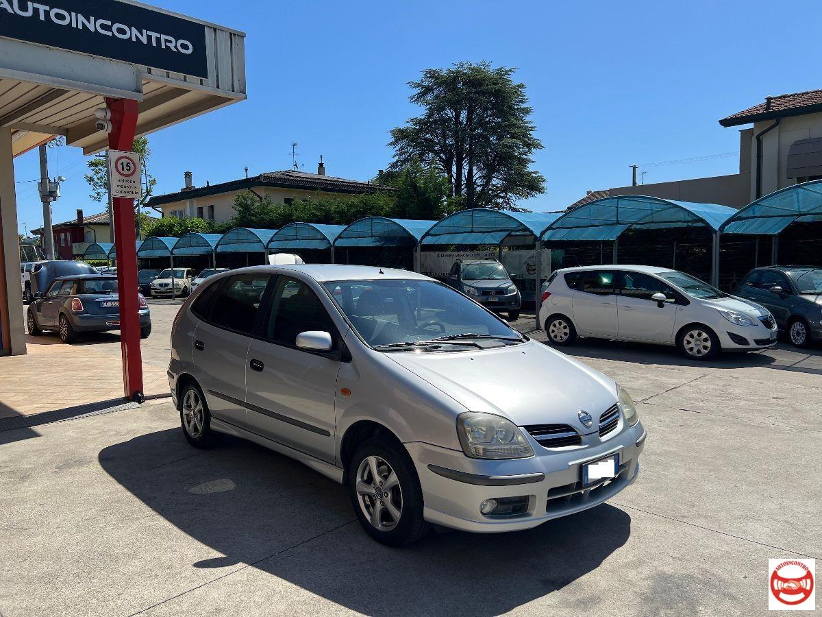 NISSAN - Almera - Tino 1.8 Acenta