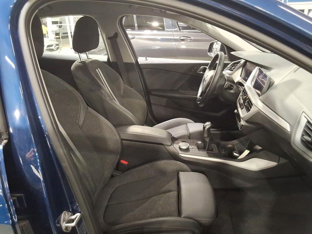 BMW 116D 115CV 6M. BUSINESS ADVANTAGE ( FARI LED - BMW DIGITAL COCKPIT - CRUISE - SPORT INTERIOR - NAVI - MIRROR - PDC )