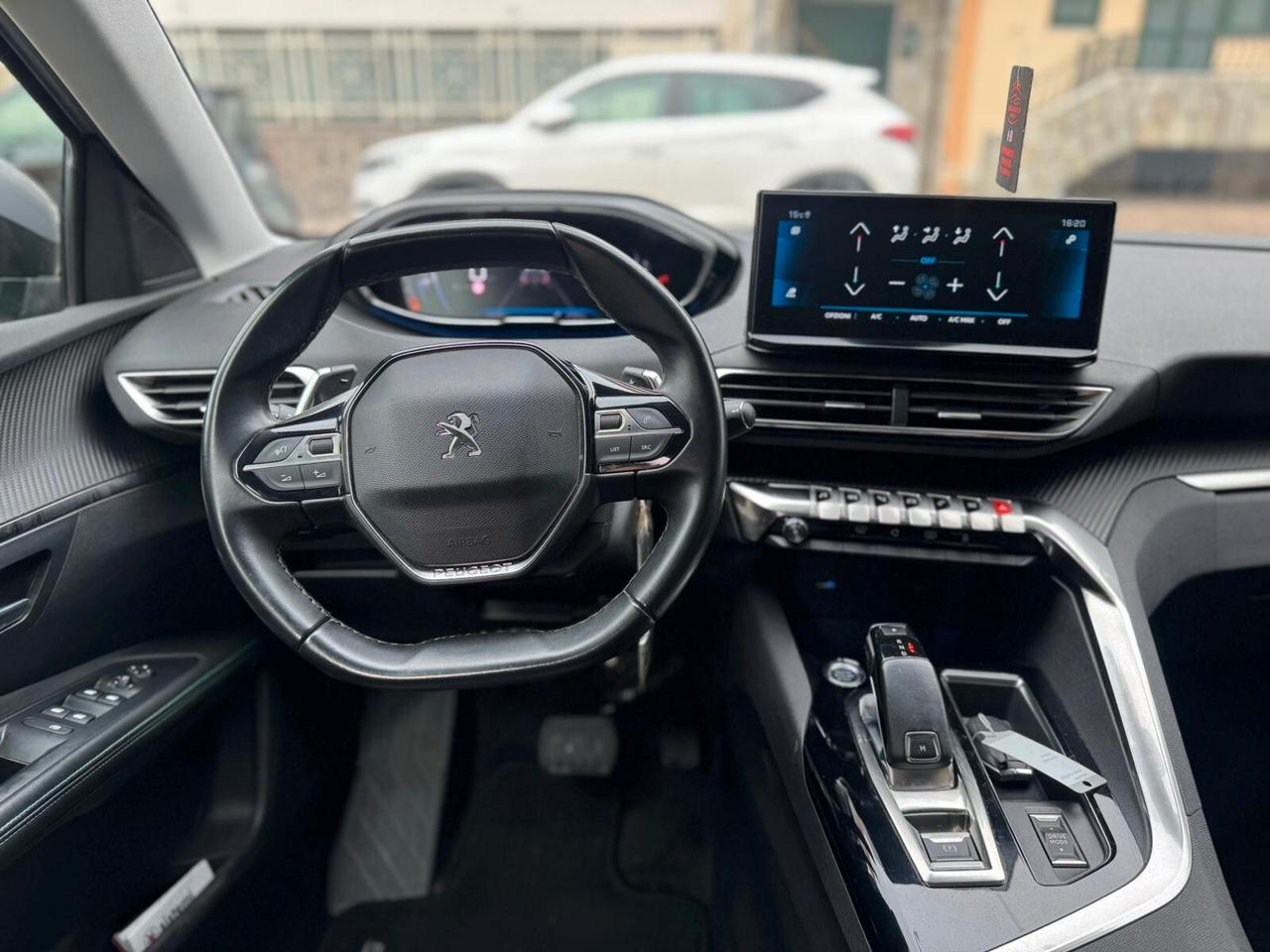 Peugeot 5008 BlueHDi 130 S&S EAT8 Allure Pack 7 posti