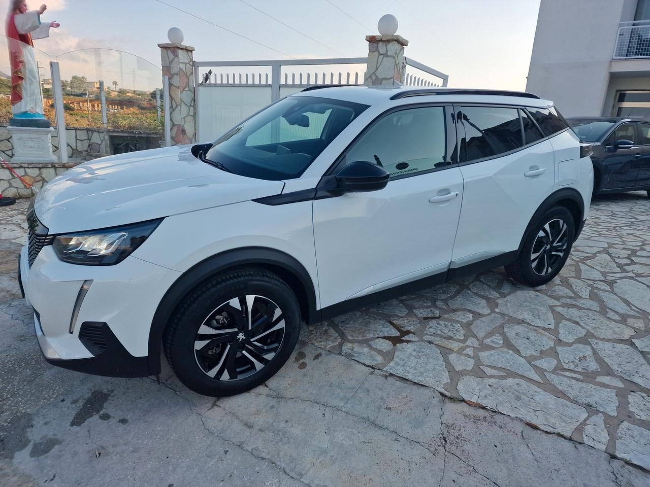 Peugeot 2008 BlueHDi 130 S&S EAT8 Allure Pack 2022