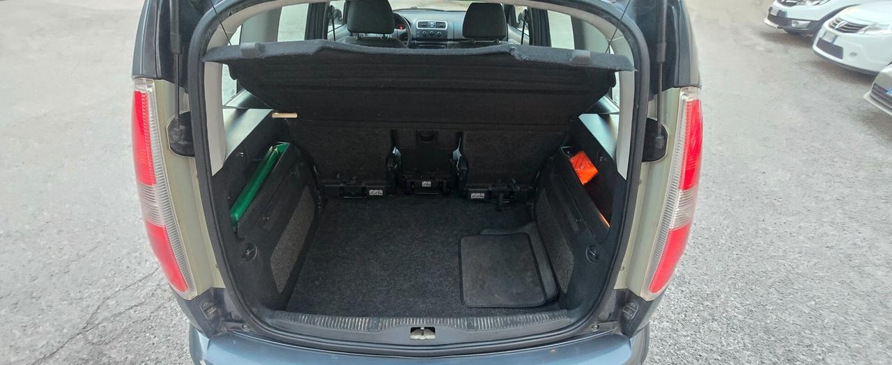 Skoda Roomster Benzina Neopatentati
