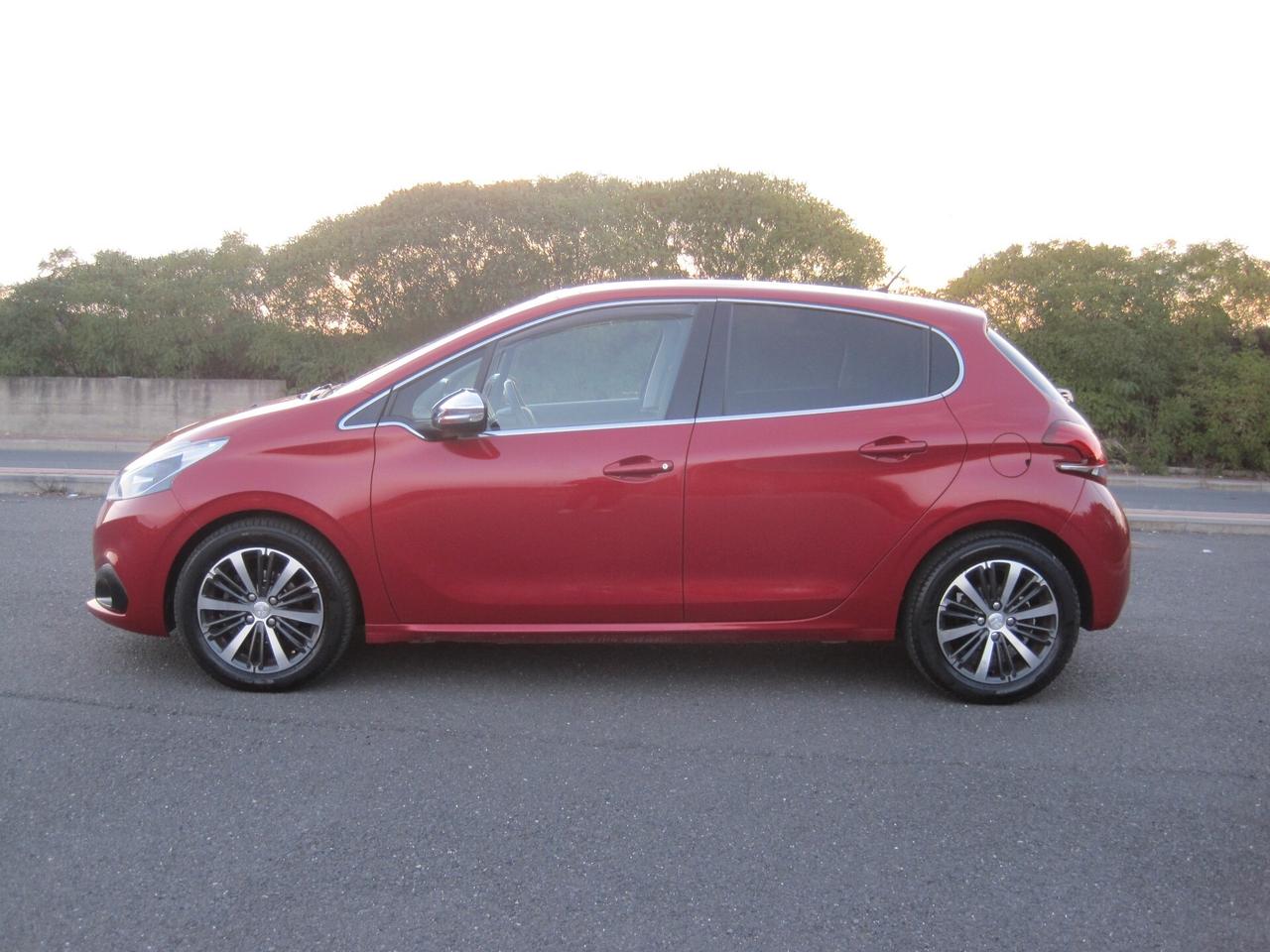 Peugeot 208 PureTech Turbo 110 EAT6 S&S 5 porte Allure