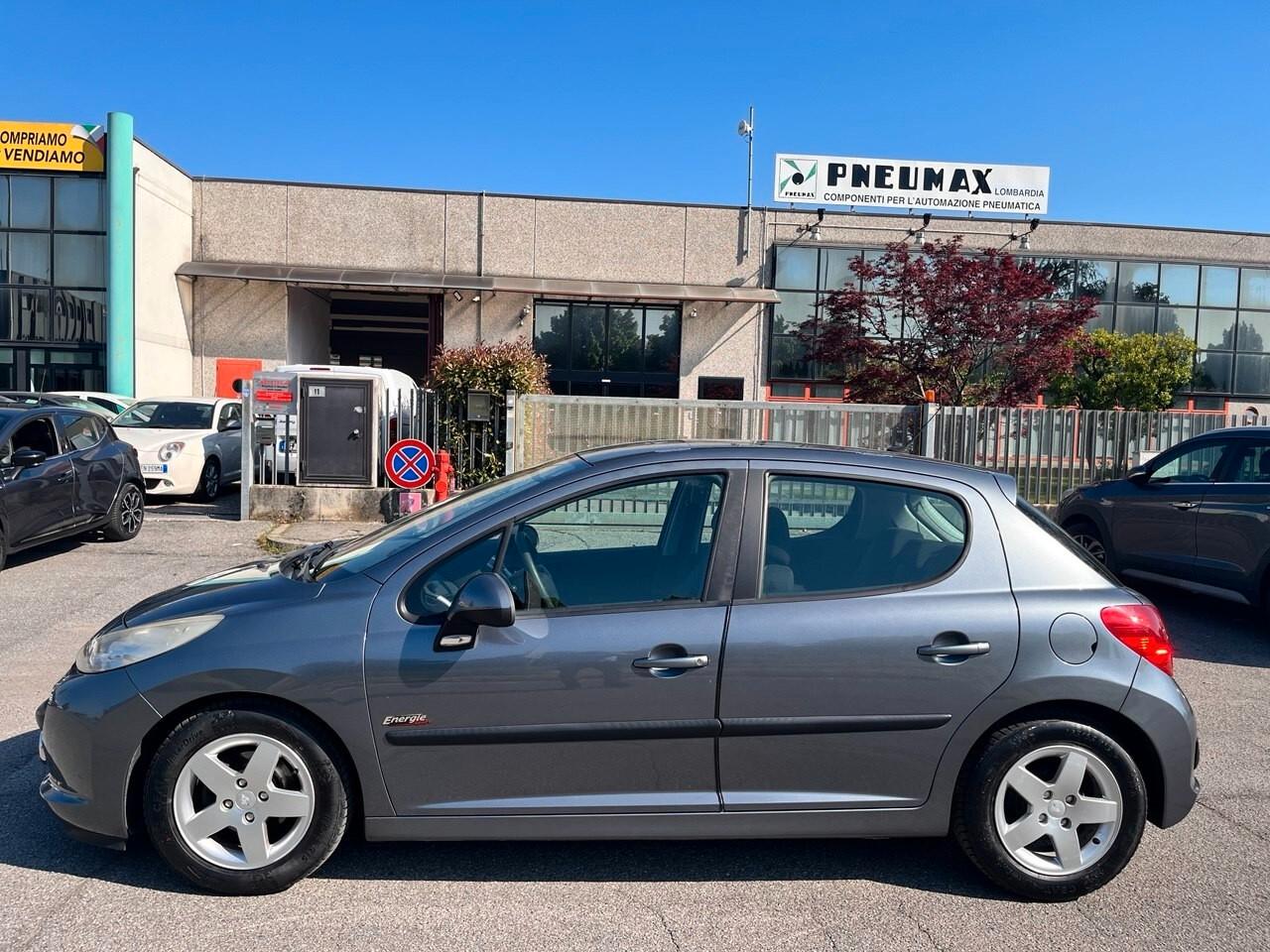 Peugeot 207 1.6 HDi 90CV 5p.