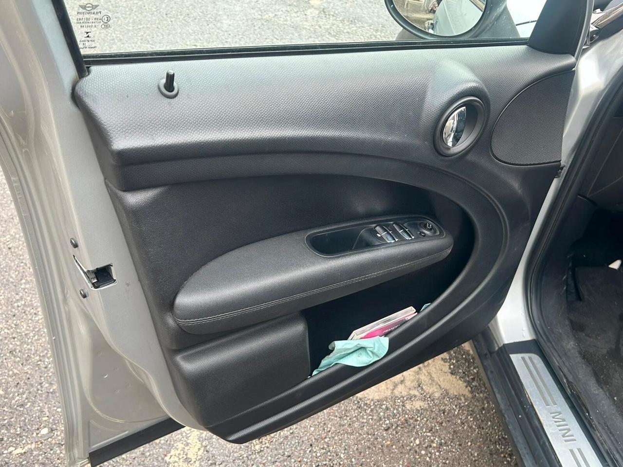 Mini Cooper D Countryman 2.0 auto E6 - ANCHE PER NEOPATENTATI