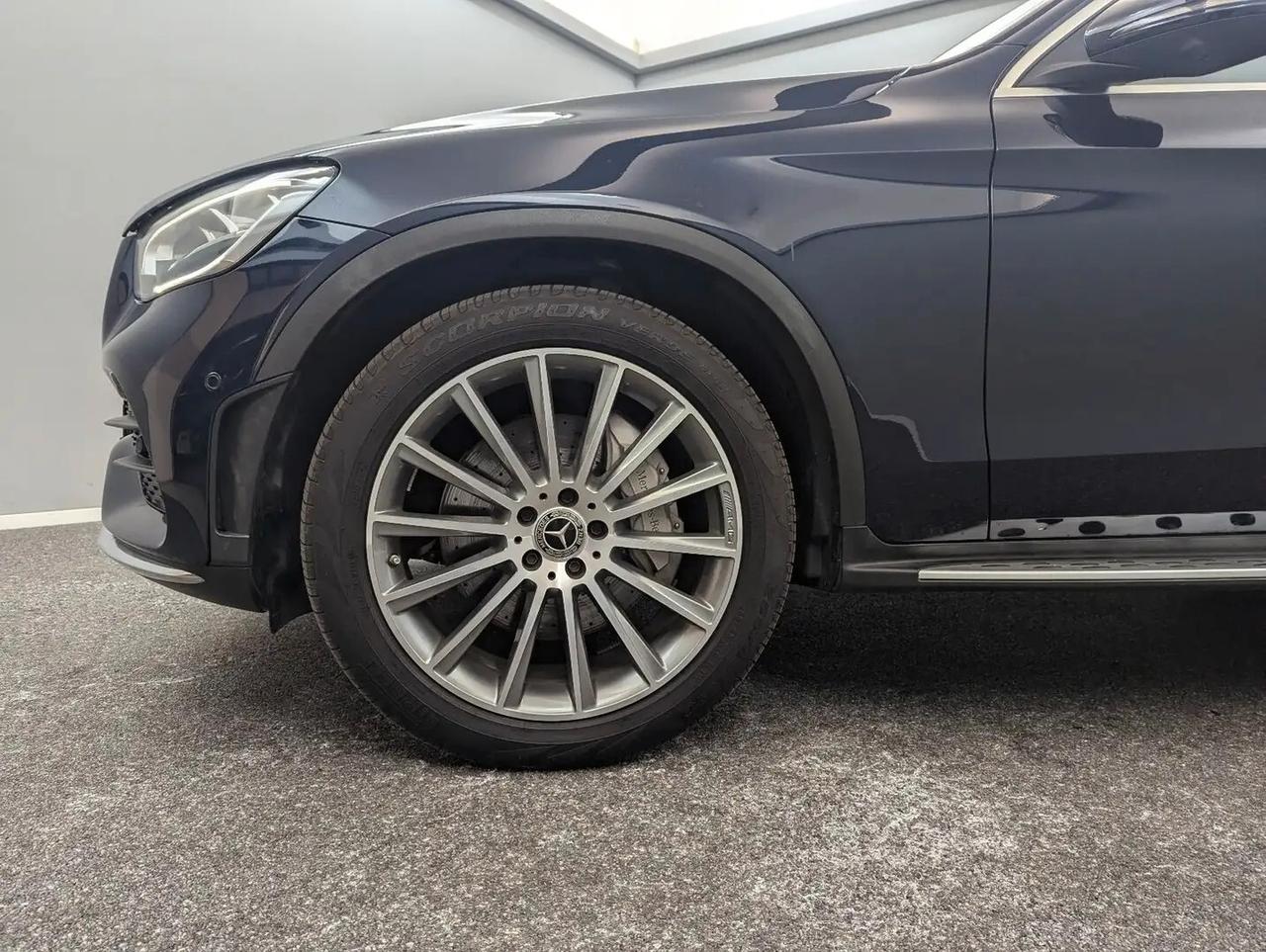 Mercedes-Benz GLC 300 d 4MATIC AMG Line
