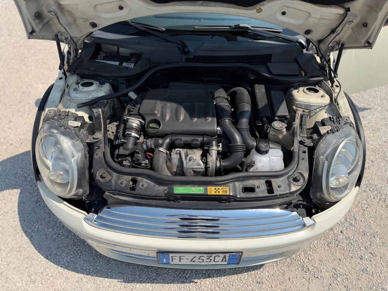 Mini 1.6 16V Cooper D Chili Automatica