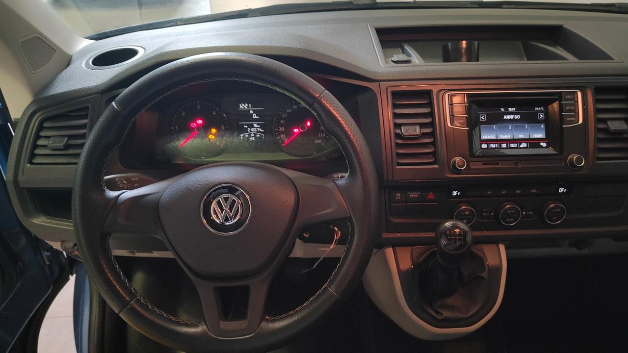 Volkswagen Caravelle 2.0TDI 150CV 9POSTI EURO6 CAMBIO MANUALE