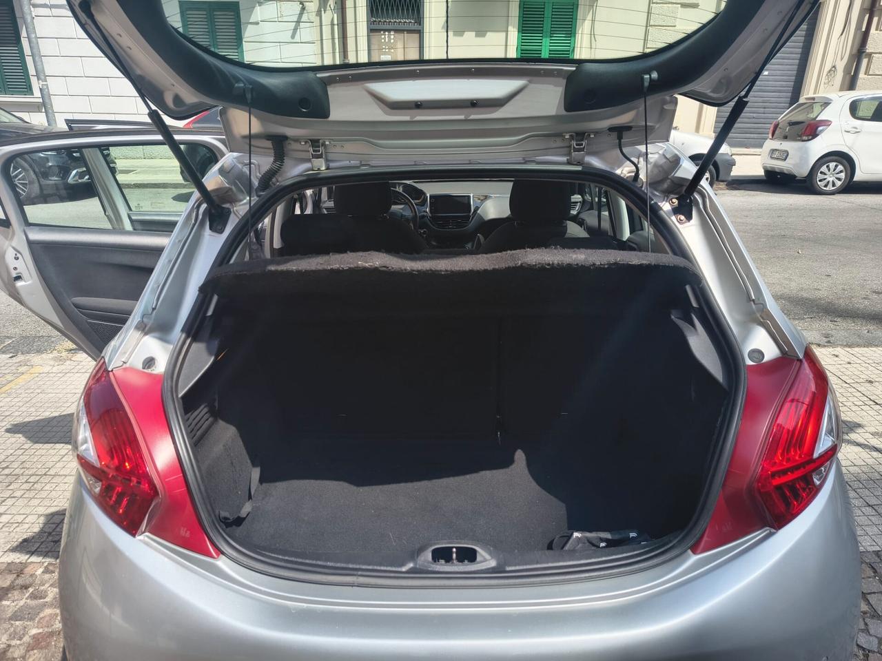 Peugeot 208 1.4 VTi 95 CV 5p. GPL Access