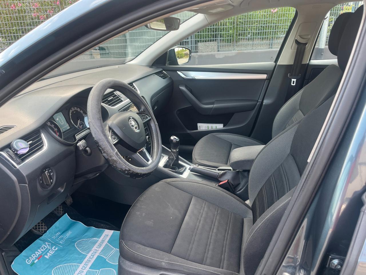 Skoda Octavia 1.6 TDI CR 115 CV Wagon Executive EURO6B