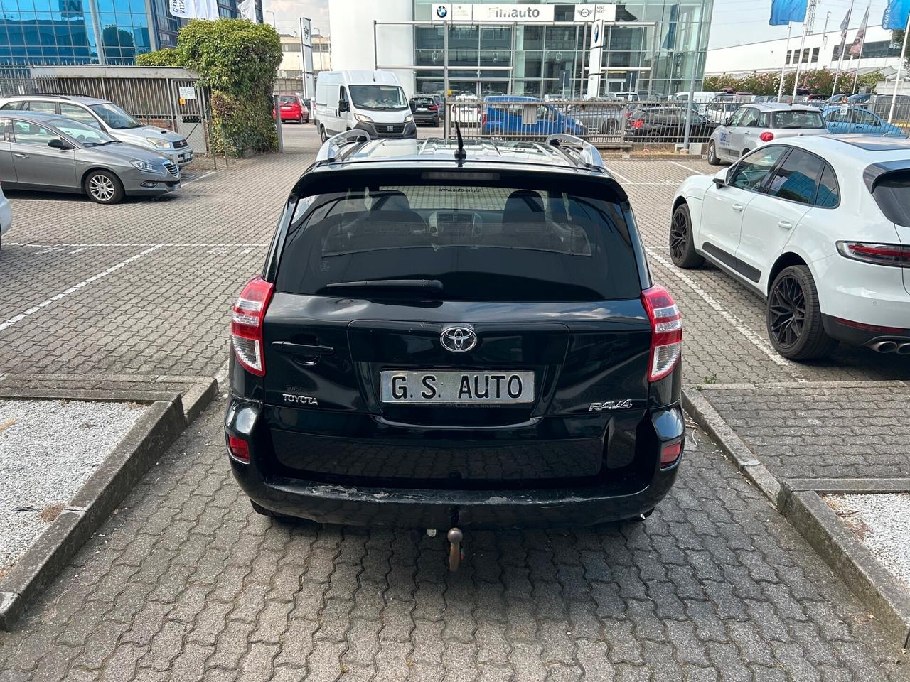 Toyota RAV 4 2.2 d-cat 4WD 177cv GANCIO TRAINO