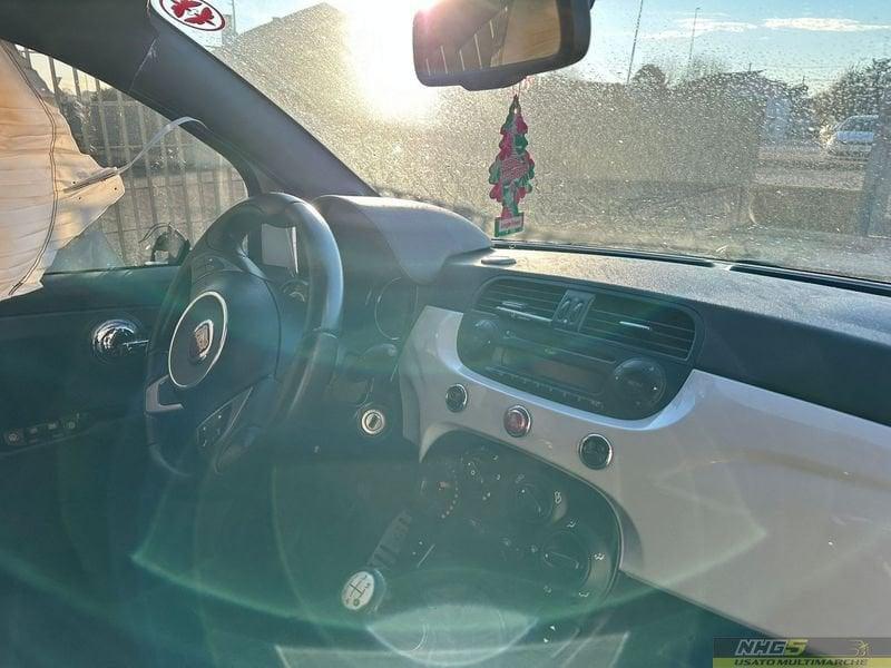 Abarth 500 500 1.4 Turbo T-Jet Custom