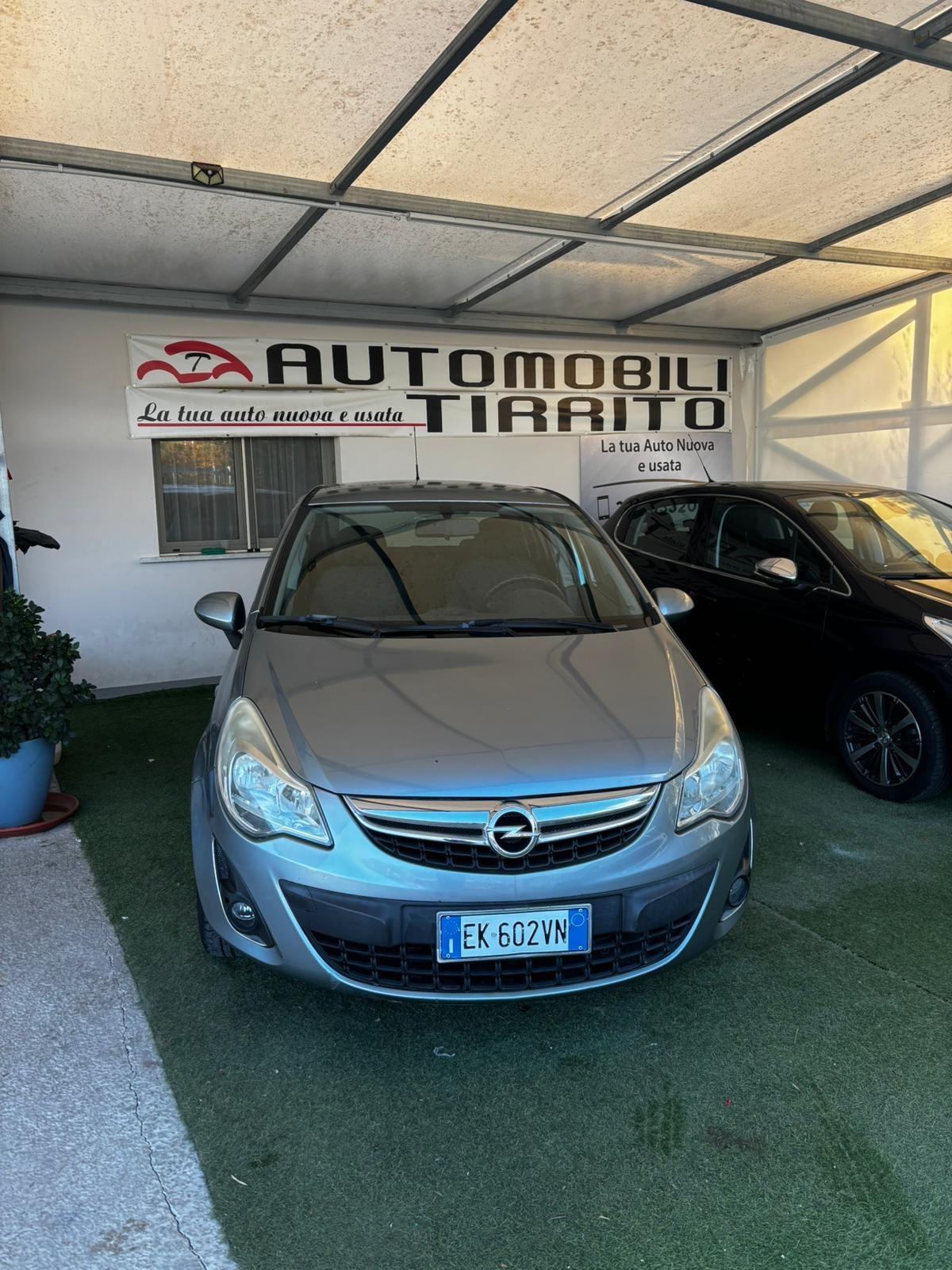 Opel Corsa 1.2 5 porte Sport