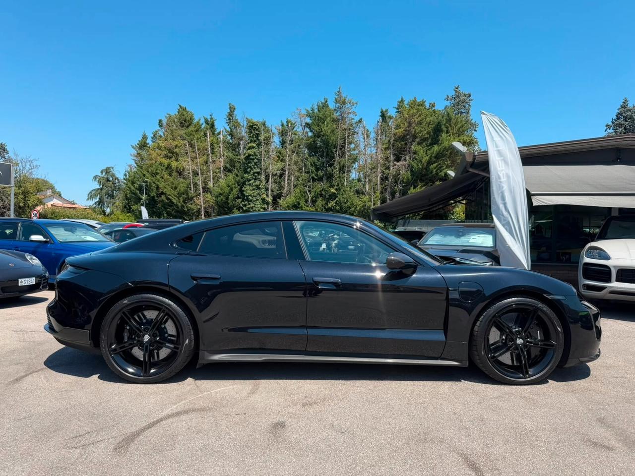 Porsche Taycan Turbo S/carbocera/pack carbonio/burmaster/stafull/iva 22%