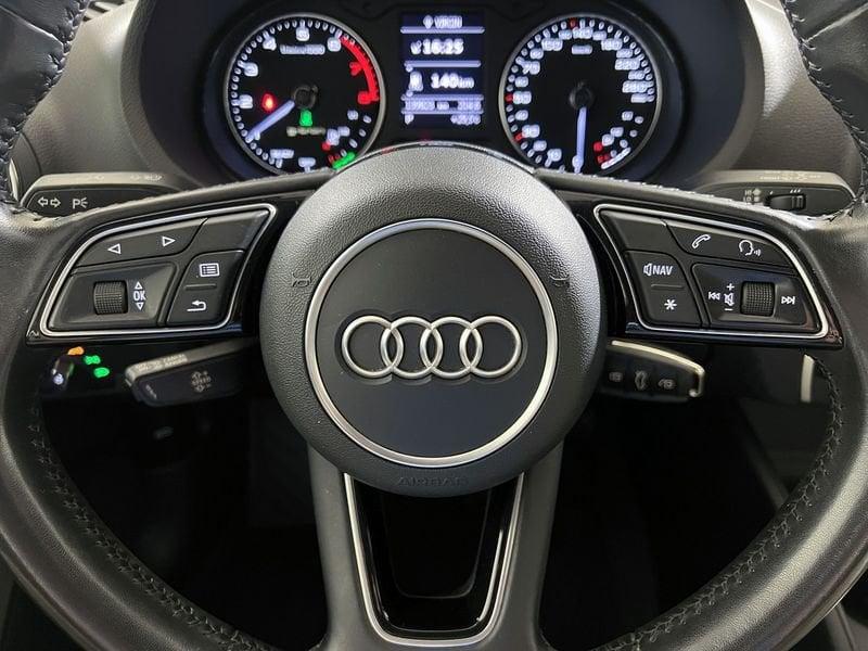 Audi A3 A3 Sportback 30 1.5 g-tron Business (Pack S-line ext.) 131cv s-tronic