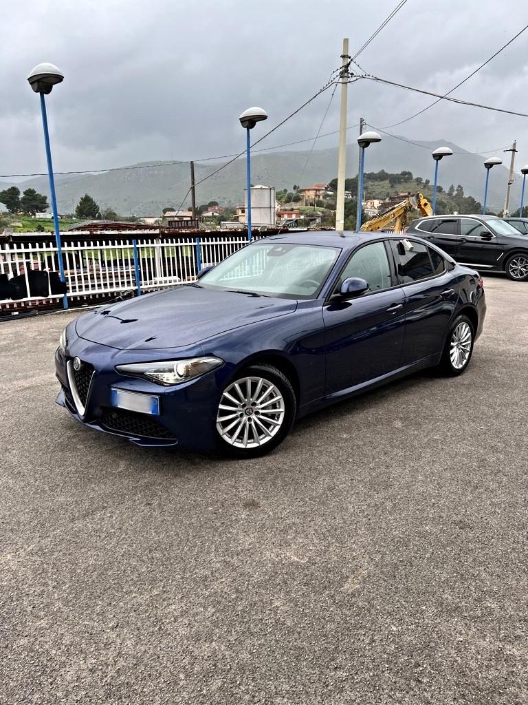 Alfa Romeo Giulia Q4 2.2 Turbodiesel 180 CV Super