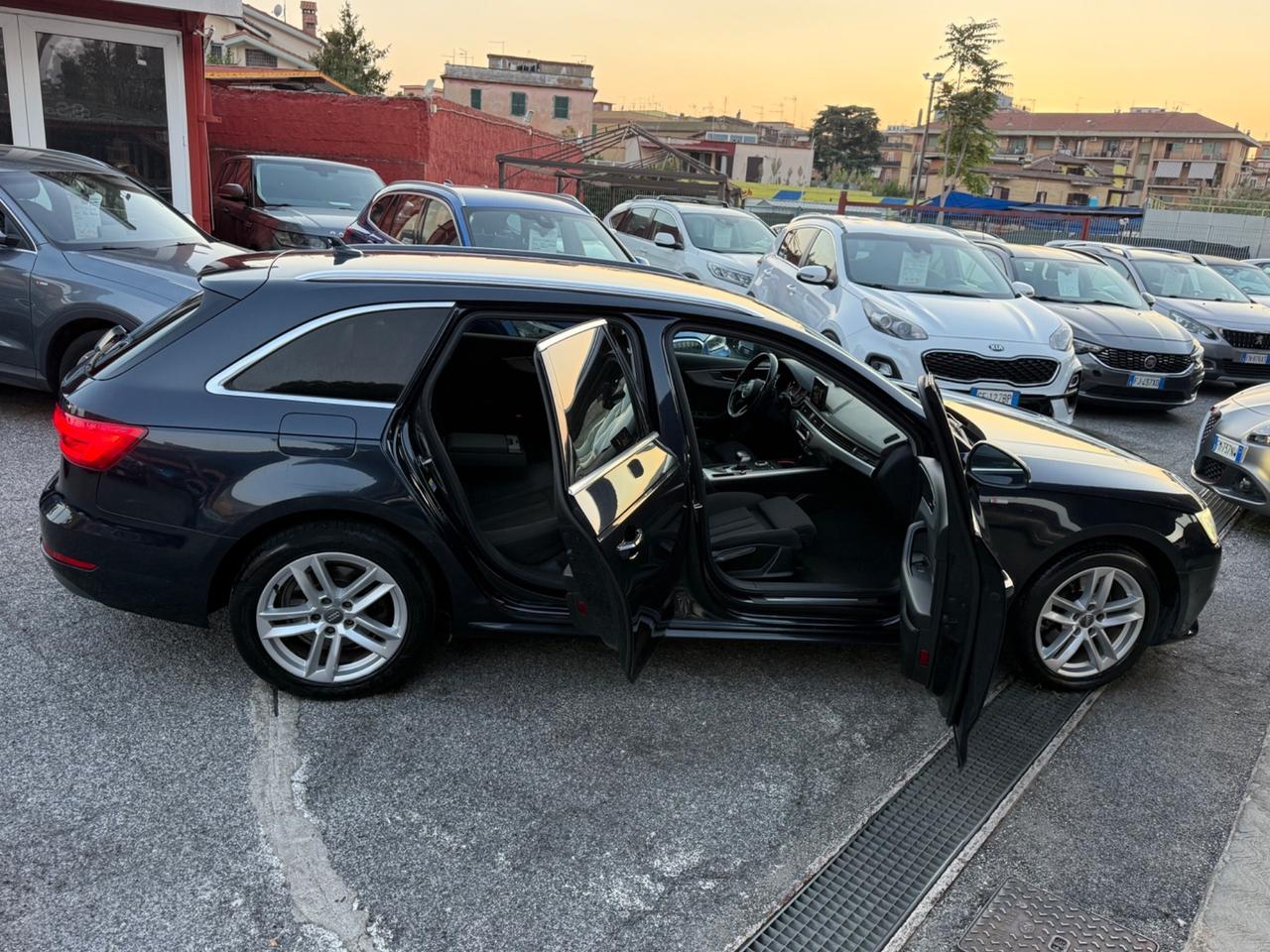 A4 Avant 2.0 TDI 150 CV S tronic- S-line-iva esposta