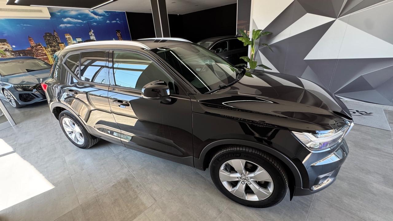 Volvo XC40 D3 Geartronic Momentum