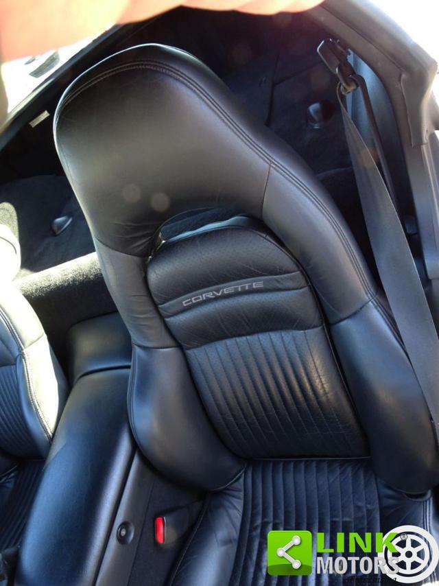 CHEVROLET Corvette C5 5.7 V8 Coupé