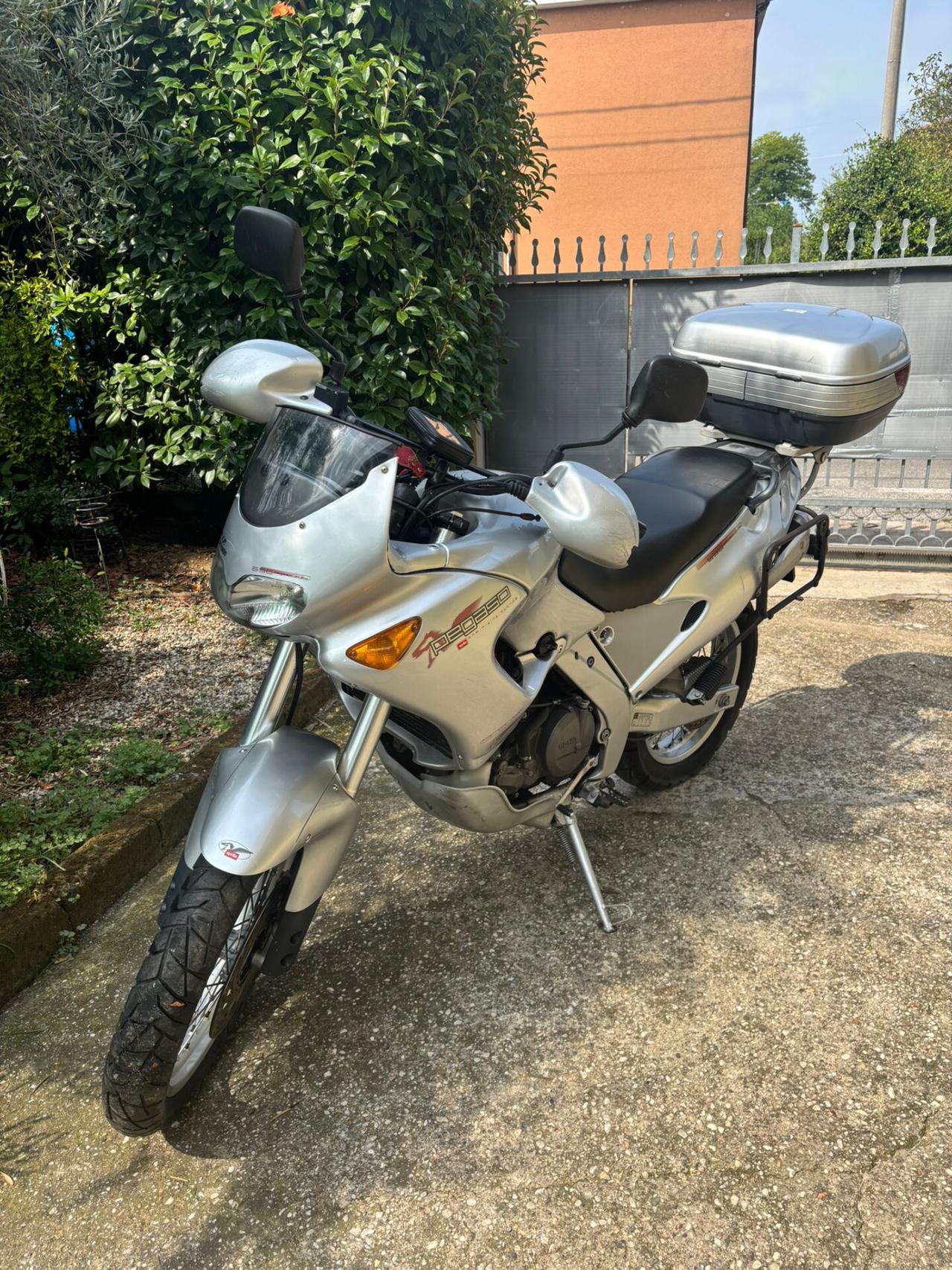 Aprilia Pegaso 650