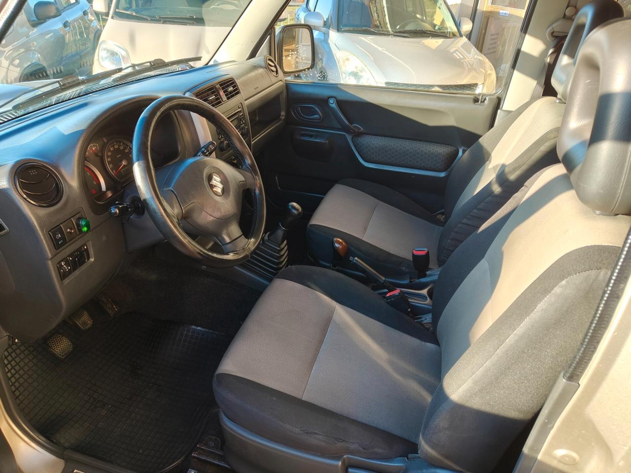 Suzuki Jimny 1.5 DDiS cat 4WD