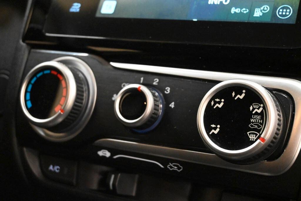 HONDA Jazz 3ª serie 15-20 Jazz 1.3 Comfort Con...