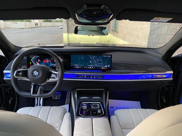 BMW 740 d xDrive Msport CON SOLI 3954 KM.