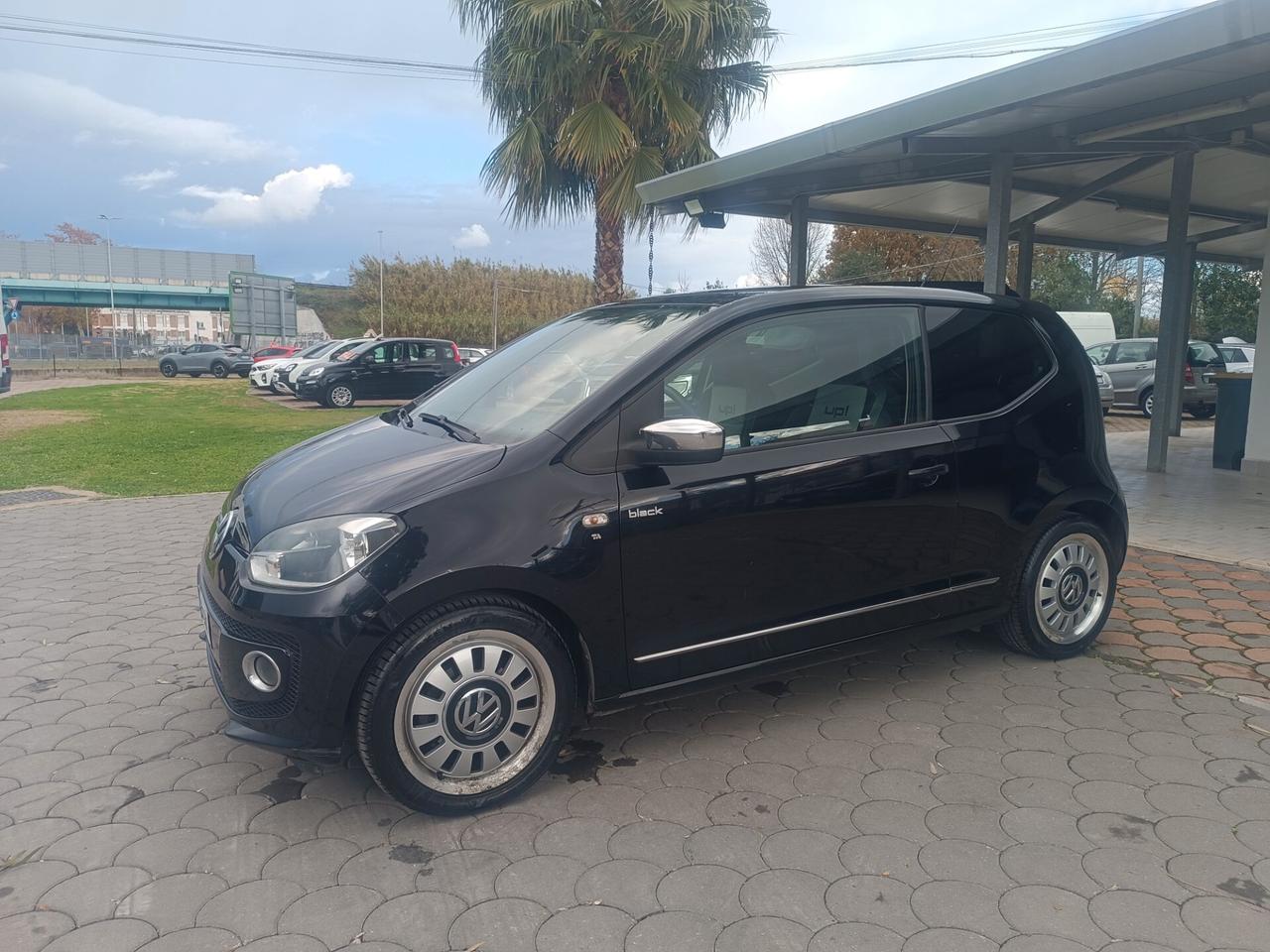 VOLKSWAGEN - Up! - 75 CV 5 porte - UNIPRO. - NEOPATENTATI - FINANZIABILE