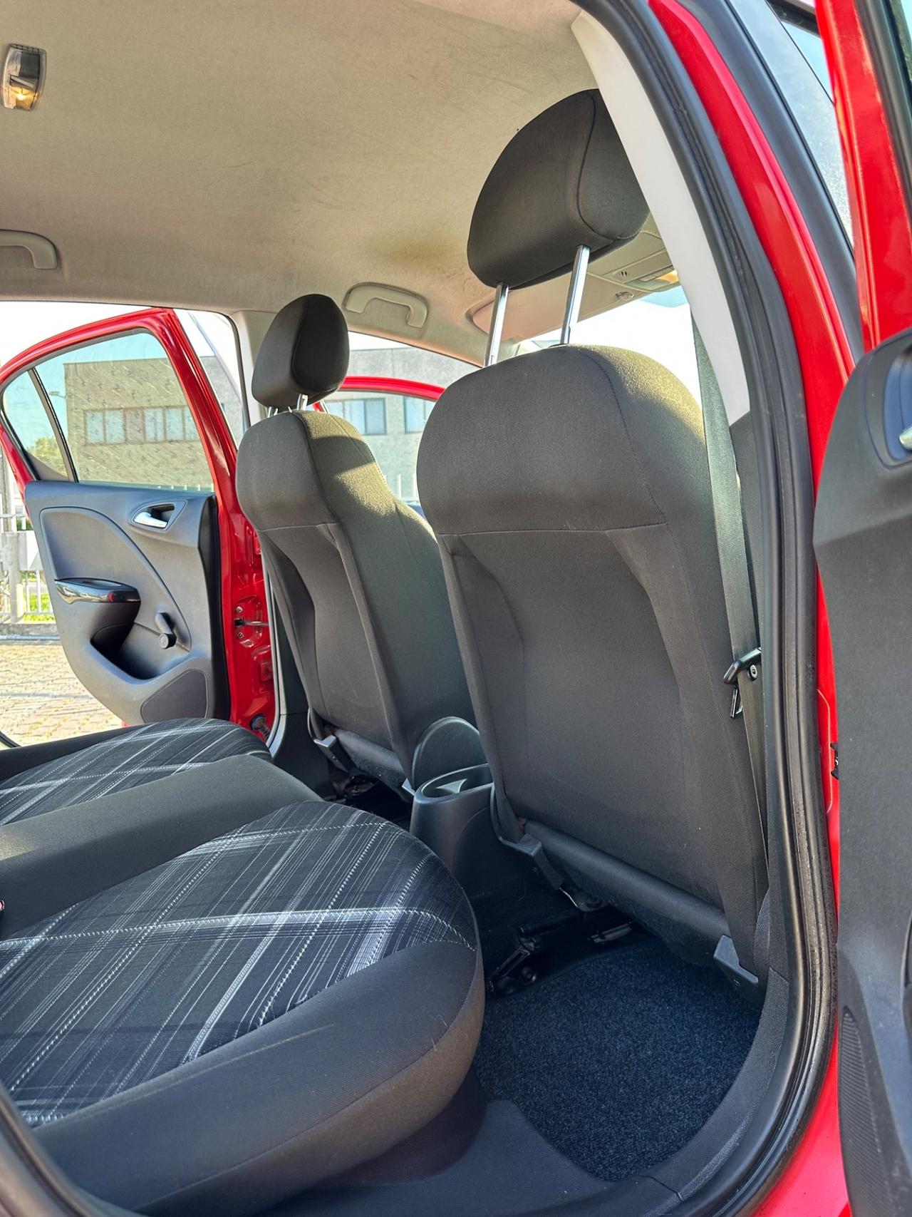 Opel Corsa 1.4 90CV GPL Tech 5 porte b-Color