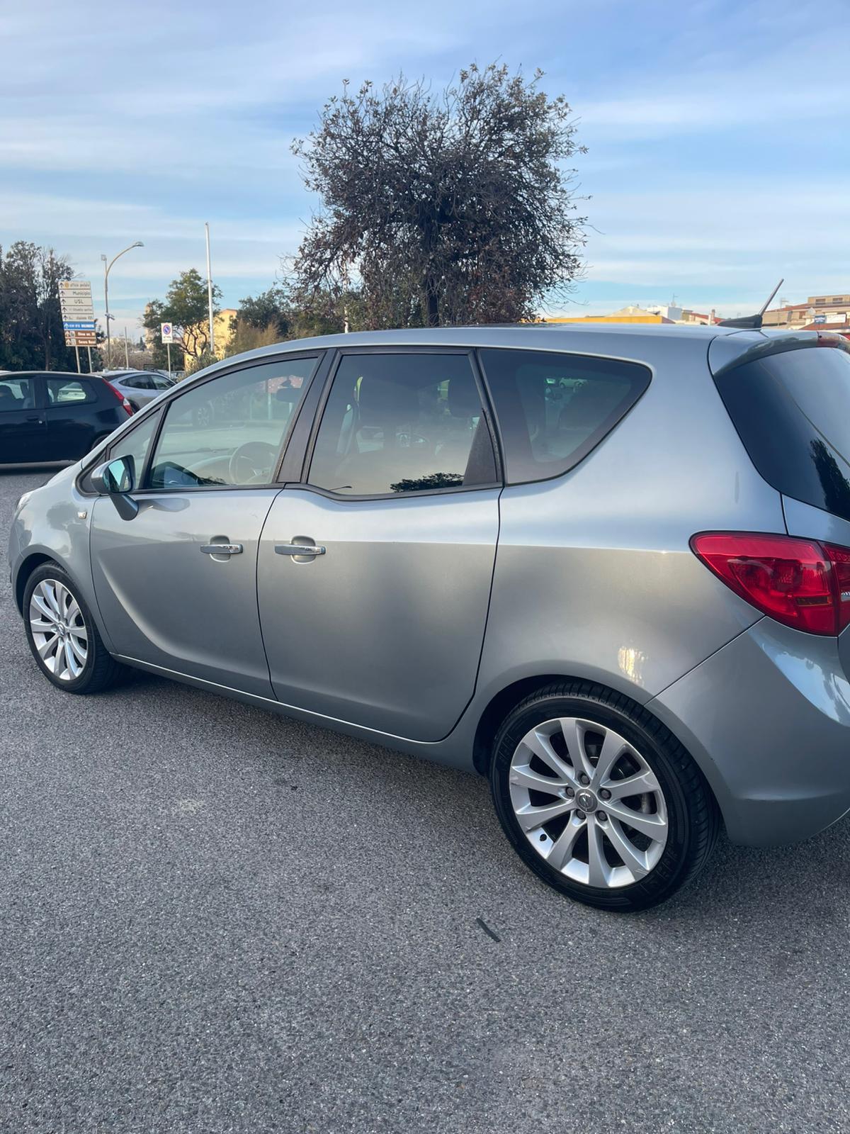 Opel Meriva 1.4 100CV Cosmo