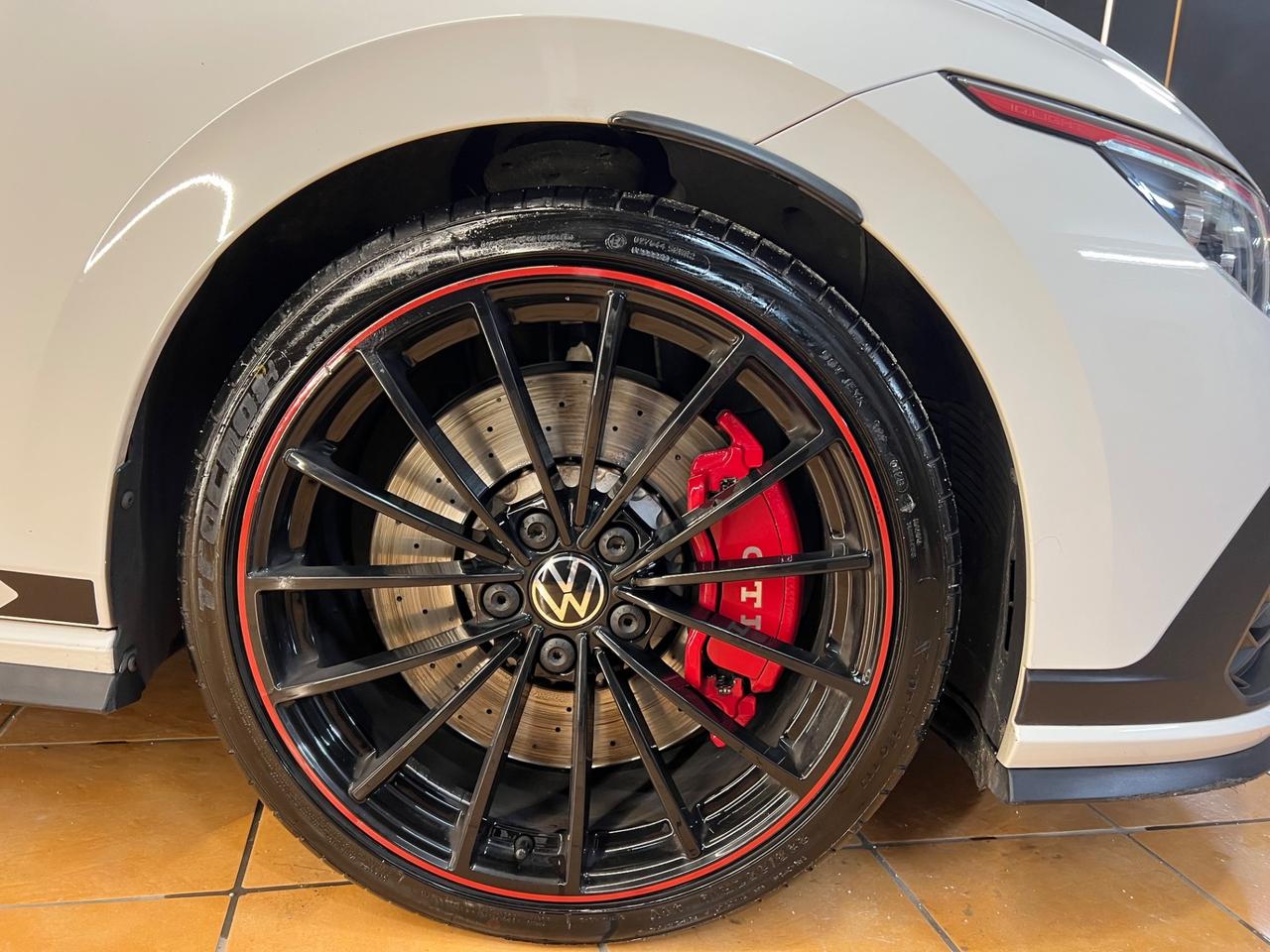 Volkswagen Golf GTI 2.0 TSI DSG Clubsport 45