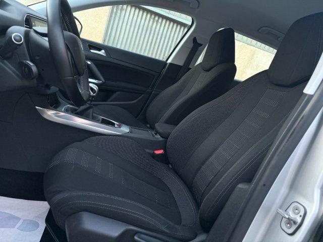 PEUGEOT 308 1.6BlueHDi 120 Allure