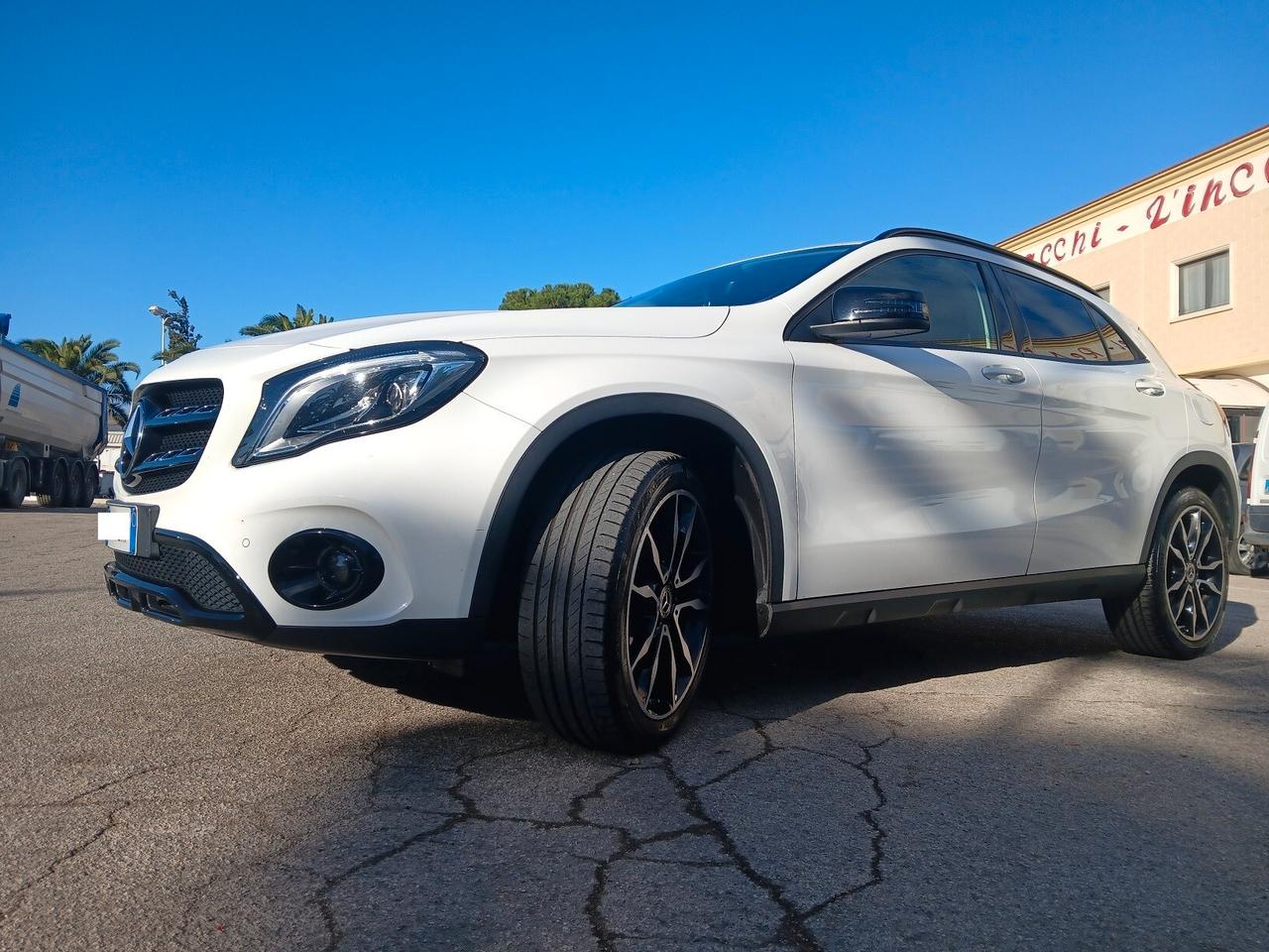 Mercedes GLA 180 AUTOMATIC PREMIUM 1.5 109CV