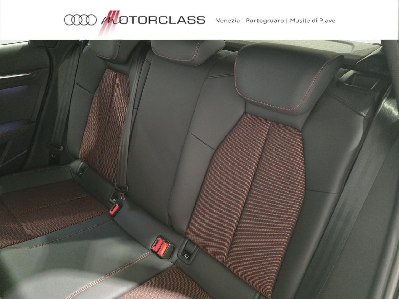 Audi A3 allstreet 2.0 tdi 150cv identity contrast s tronic