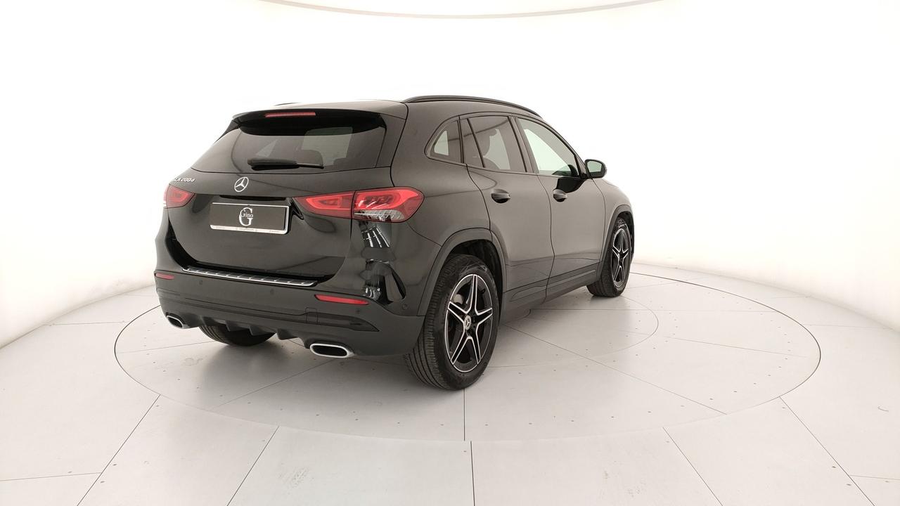 Mercedes-Benz GLA 200 d Premium auto