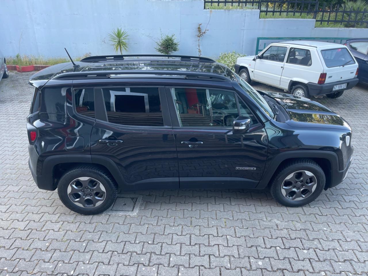 Jeep Renegade 1.6 Mjt 120 CV Limited total black