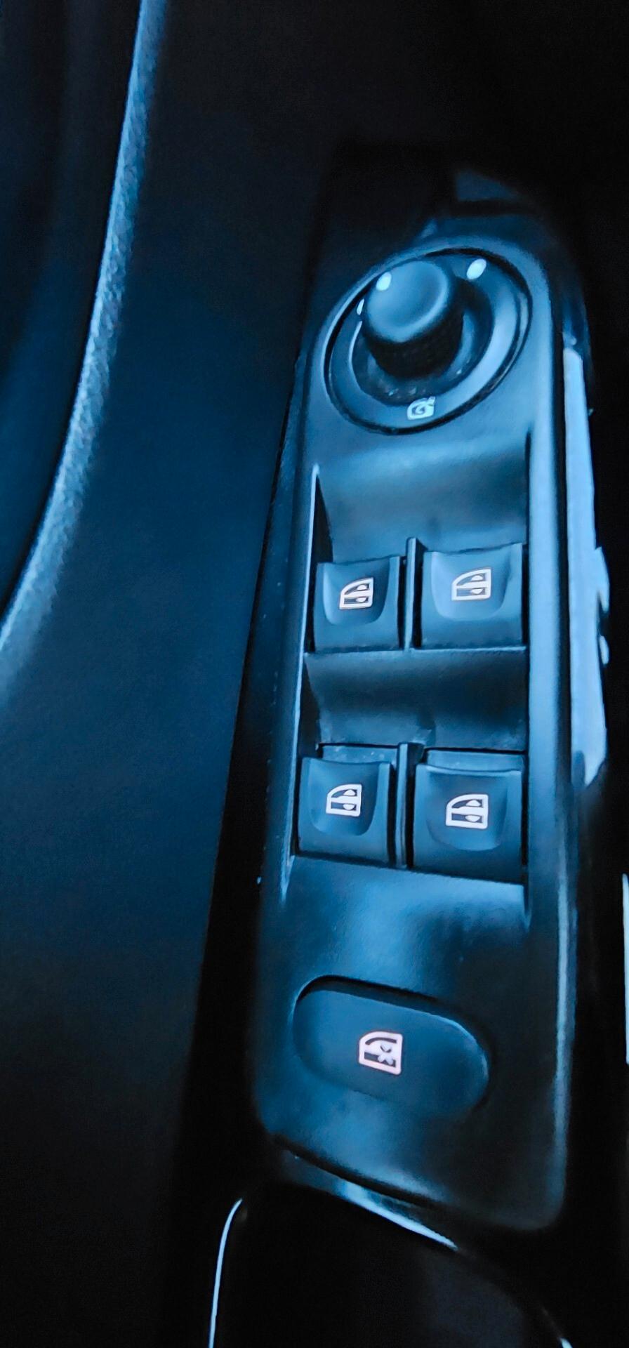 Renault Captur dCi 8V 110 CV Start&Stop Energy Hypnotic