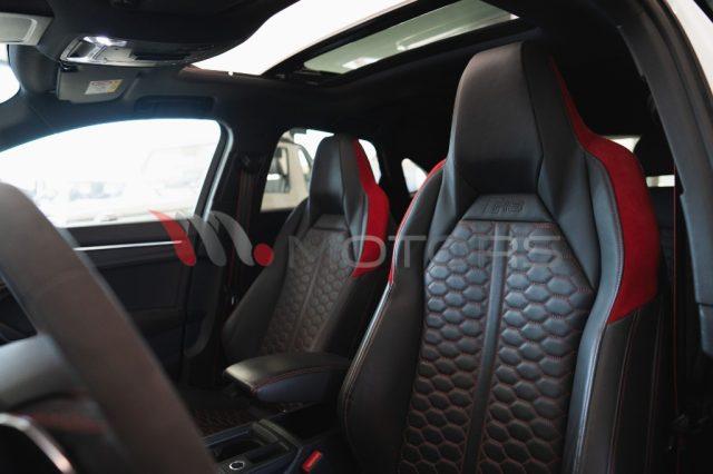 AUDI RS Q3 quattro S tronic