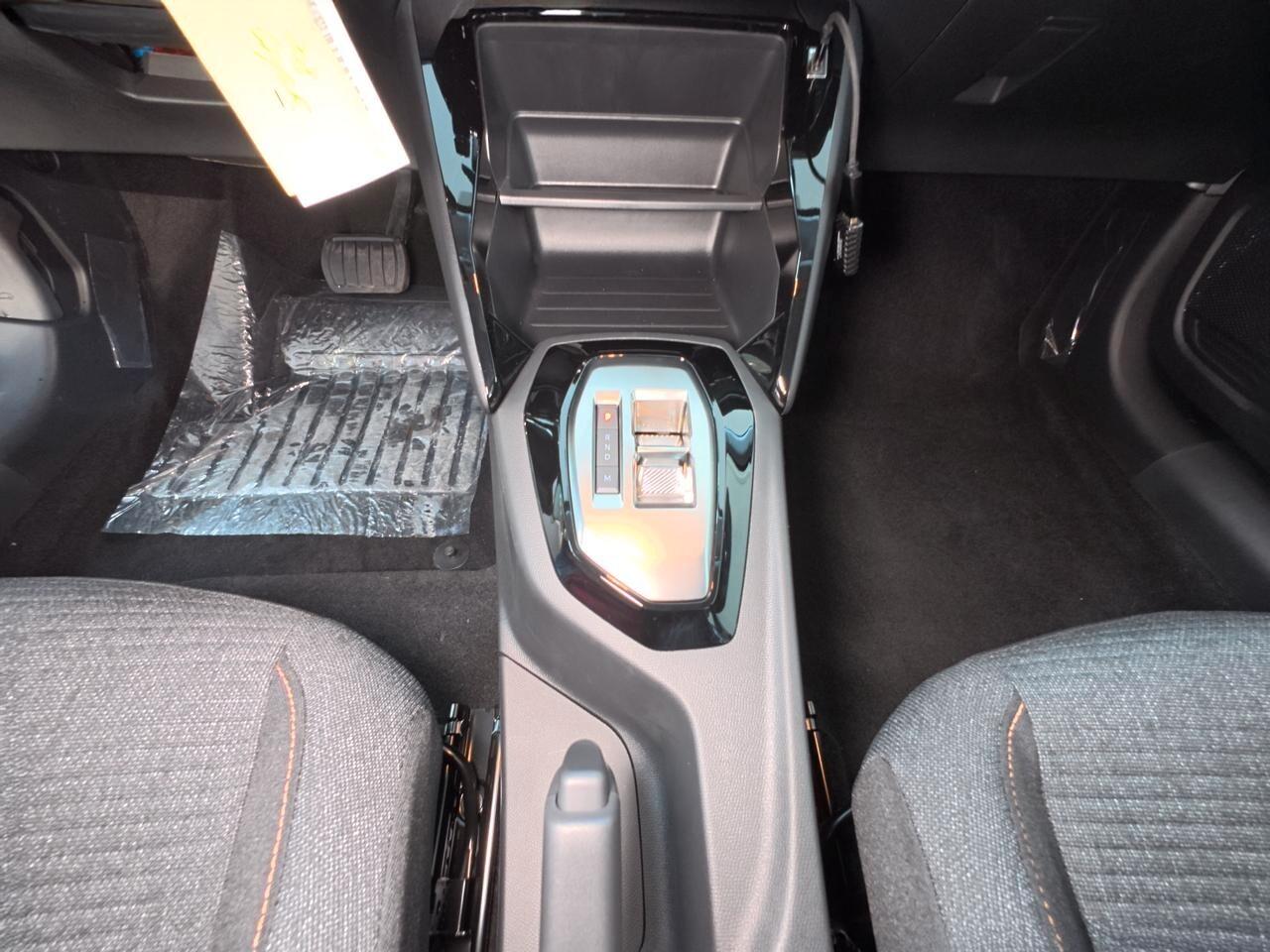 Peugeot 208 Hybrid 100 e-DCS6 Style KM 0