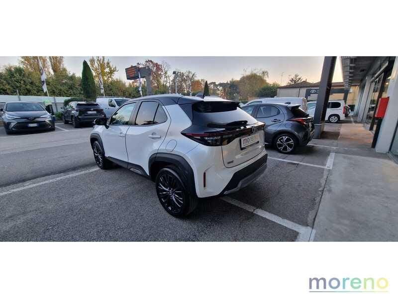 Toyota Yaris Cross 1.5h Adventure fwd 116cv e-cvt