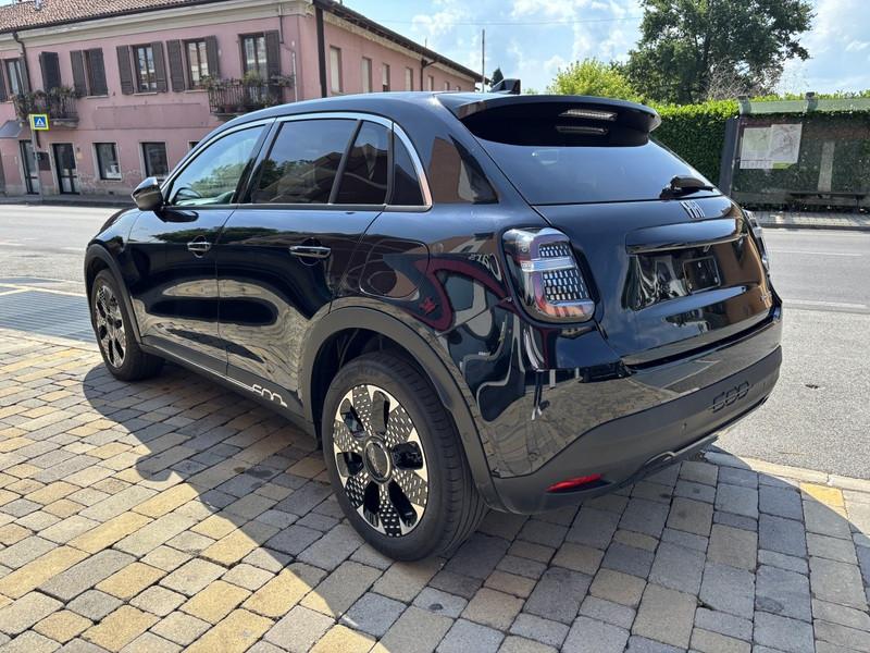 Fiat 600 1.2 hybrid La Prima 110cv auto LED-NAVI-18"