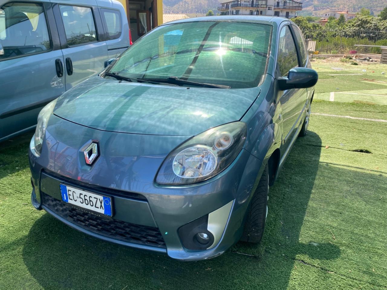 Renault Twingo 1.2 benz 2010