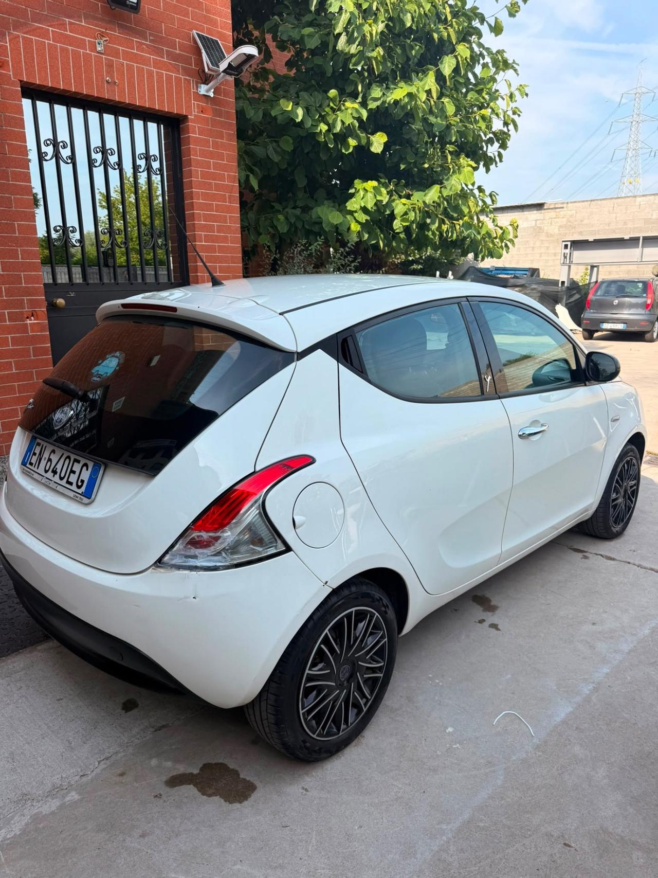 Lancia Ypsilon 1.2 Noleggio breve lungo termine