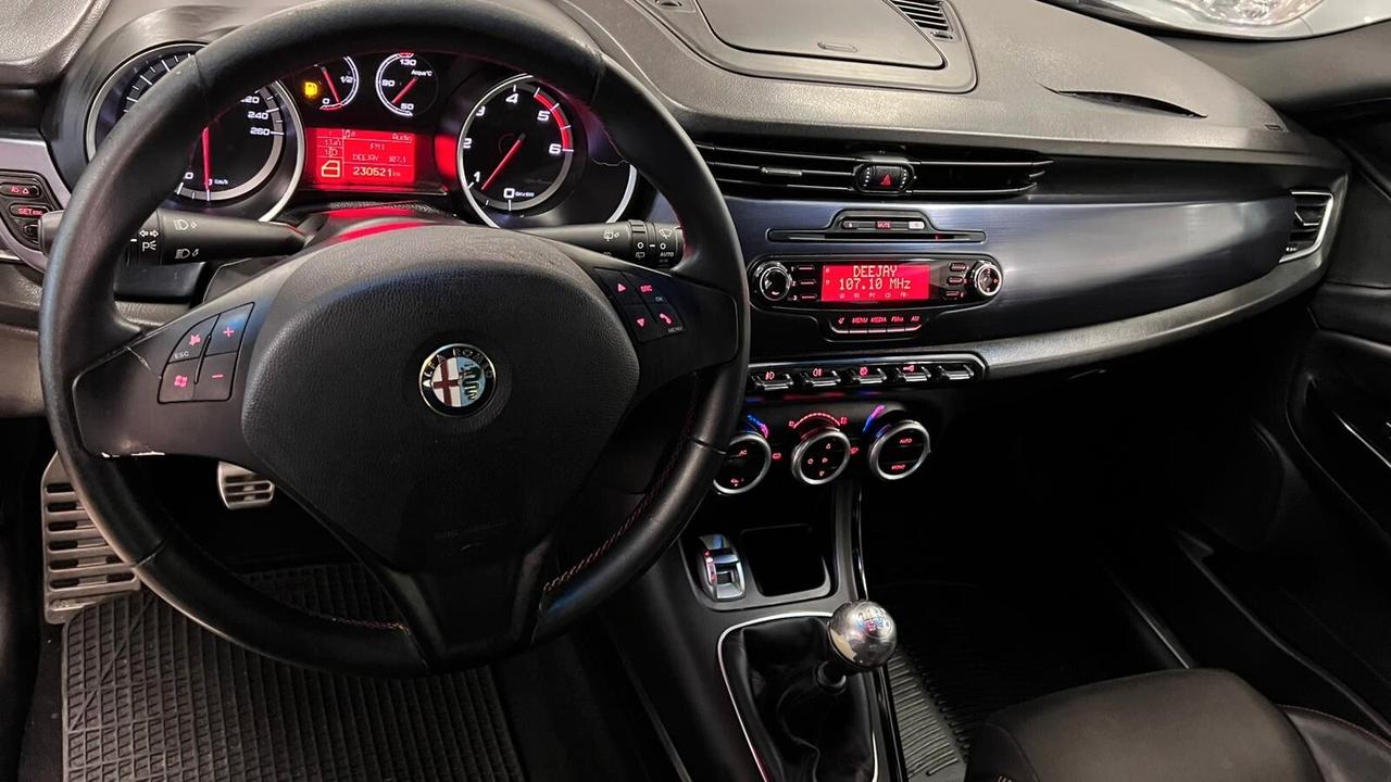 Alfa Romeo Giulietta 2.0 JTDm-2 - 140 CV Exclusive