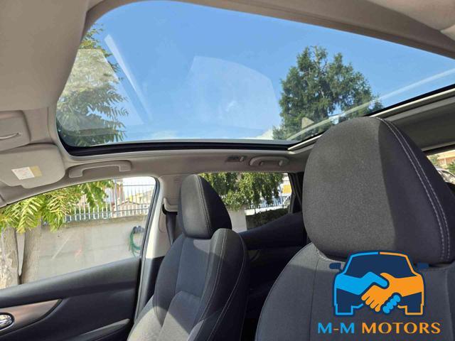 NISSAN Qashqai 1.5 dCi N-Connecta