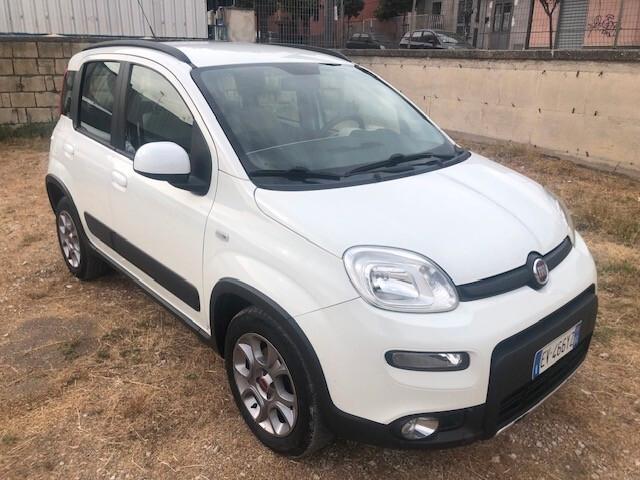 Fiat Panda 0.9 TwinAir Natural Power Trekking 2014