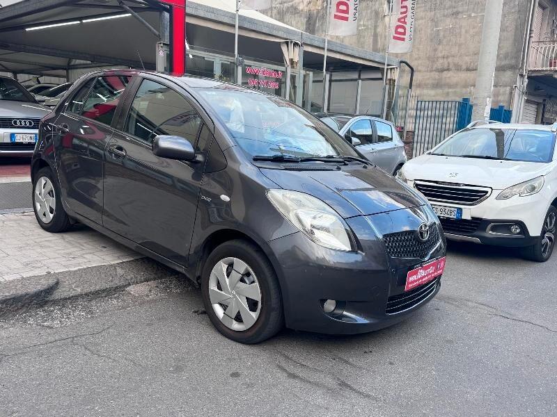 Toyota Yaris 1.4 D-4D 5 porte Navi