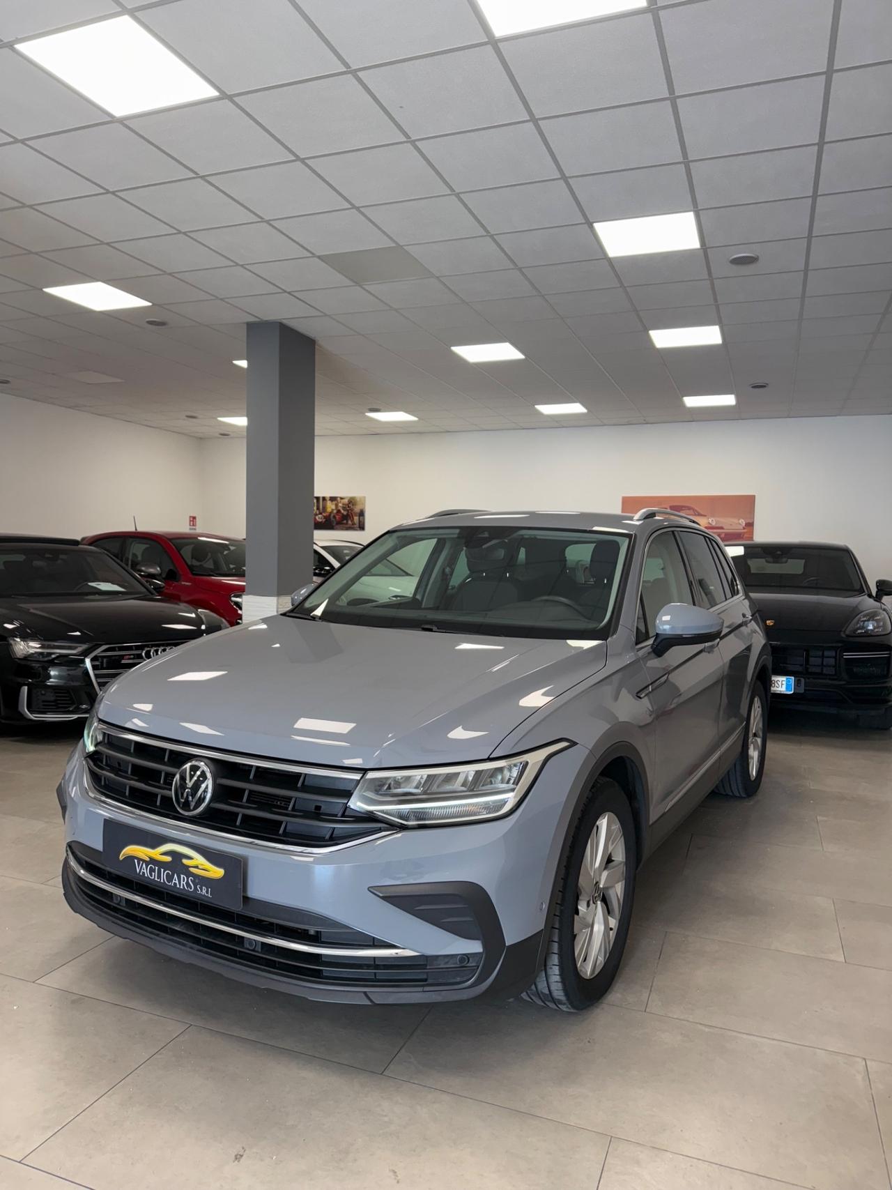 Volkswagen Tiguan 2.0 TDI 150 CV SCR DSG Elegance